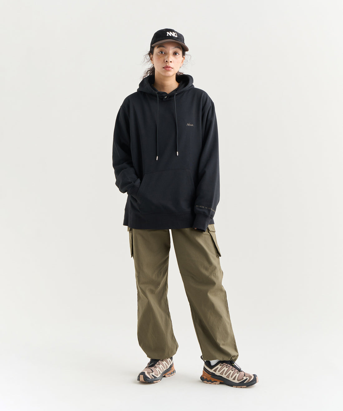 着用モデル: ウィメンズ 166cm / 着用サイズ:M