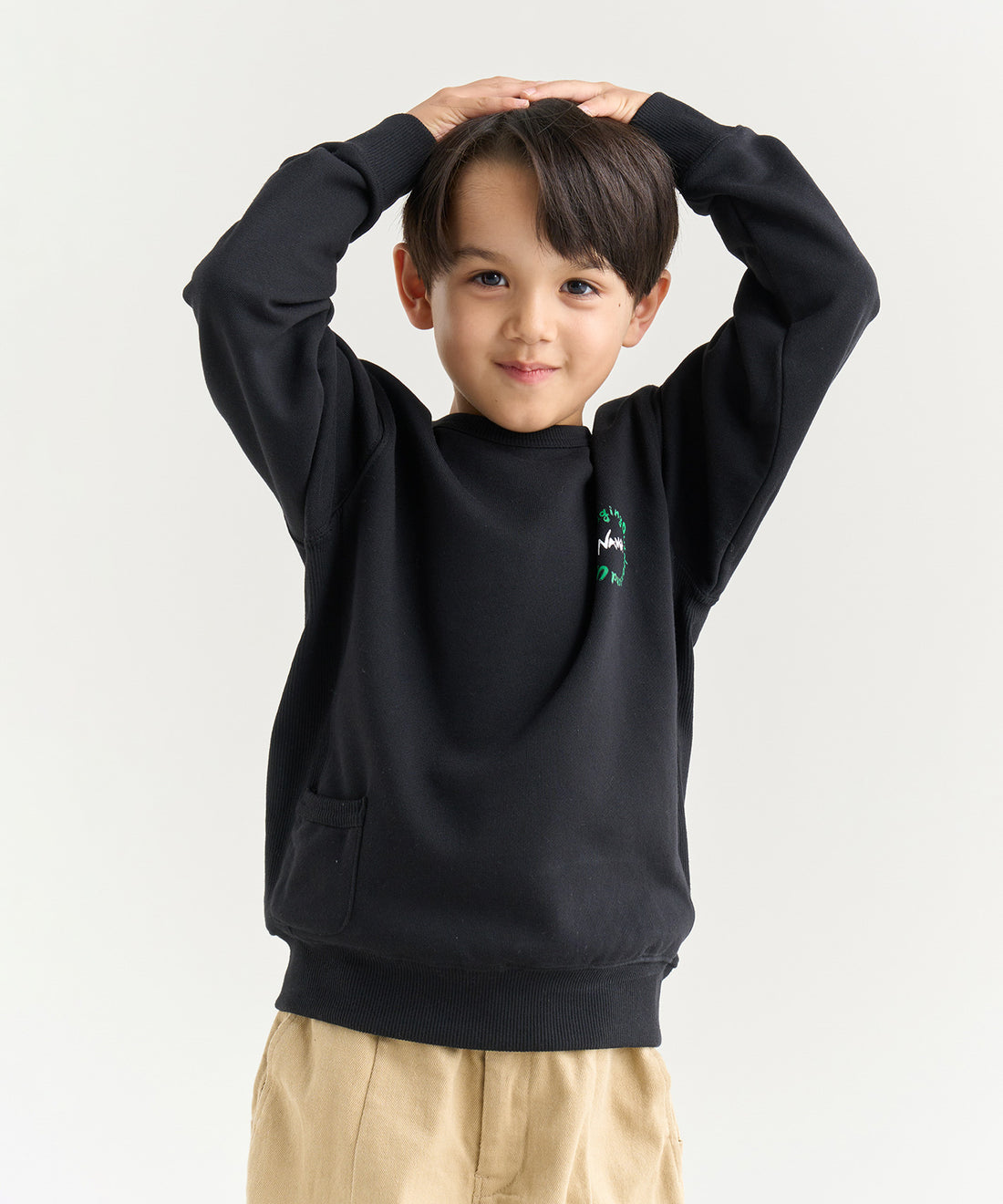 着用モデル:キッズ 116cm / 着用サイズ:120