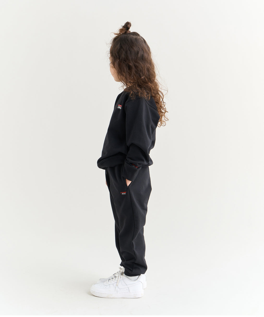 着用モデル:キッズ 112cm / 着用サイズ:120