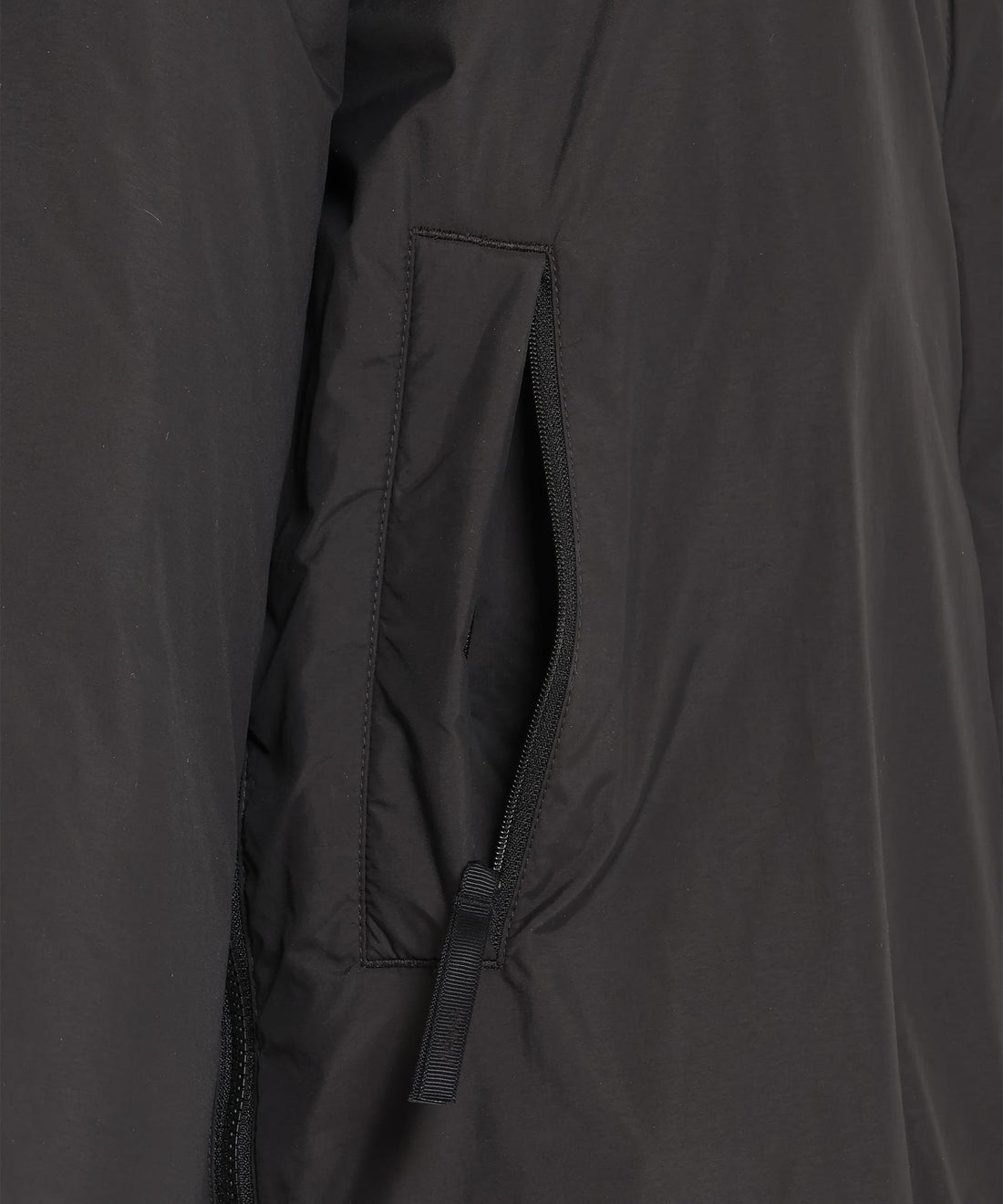 スタンドカラー ダウンジャケット (ウィメンズ)