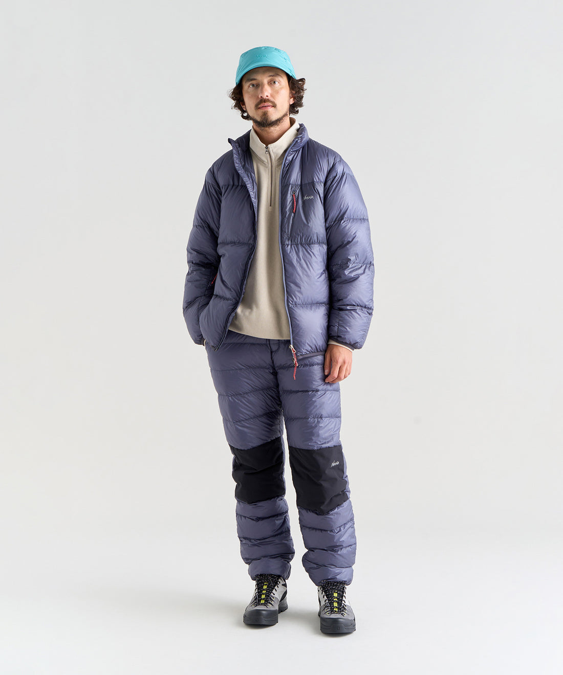 マウンテンロッジダウンジャケット