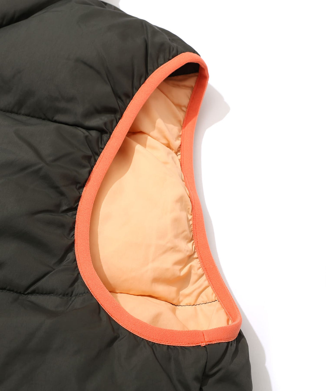 ライトウェイト プレイランド ダウンベスト