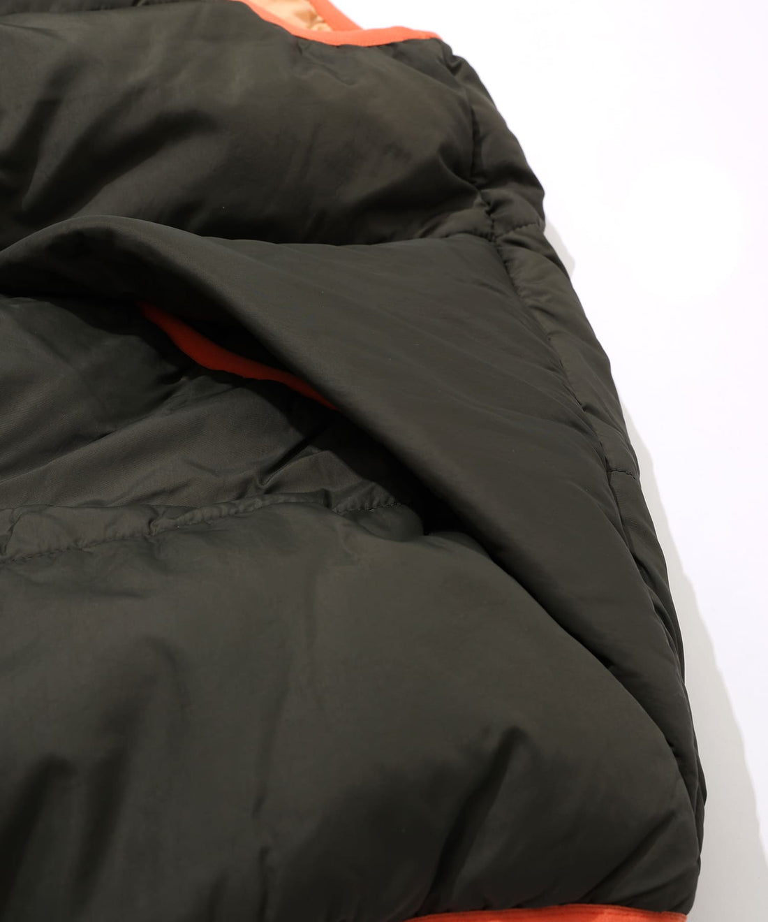 ライトウェイト プレイランド ダウンベスト