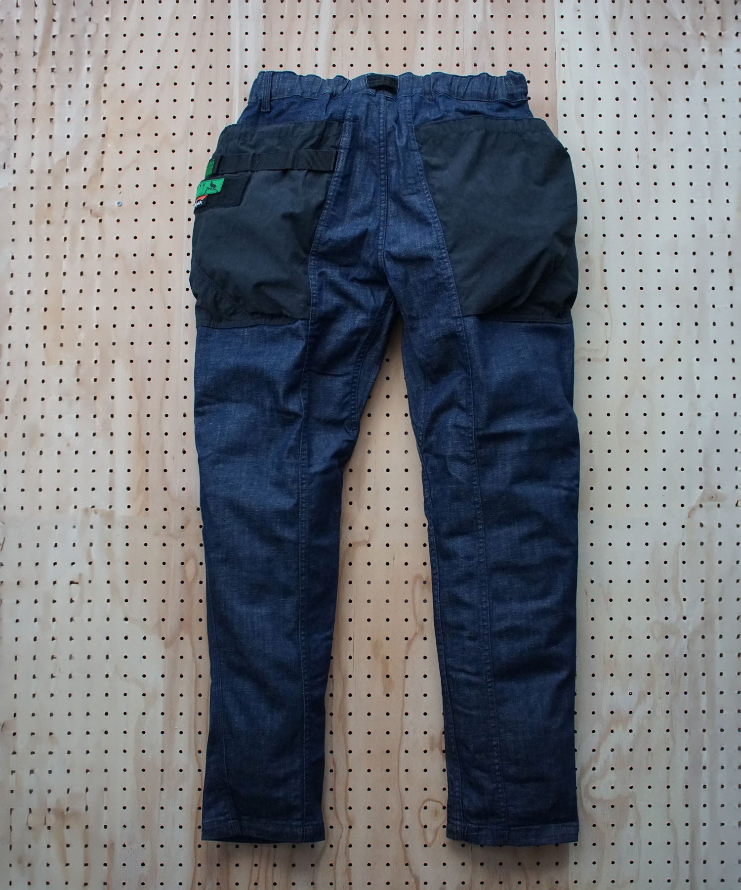 NANGA×H.A.K.U. ナローテーパードパンツ (HK-S119) – NANGA ONLINE SHOP