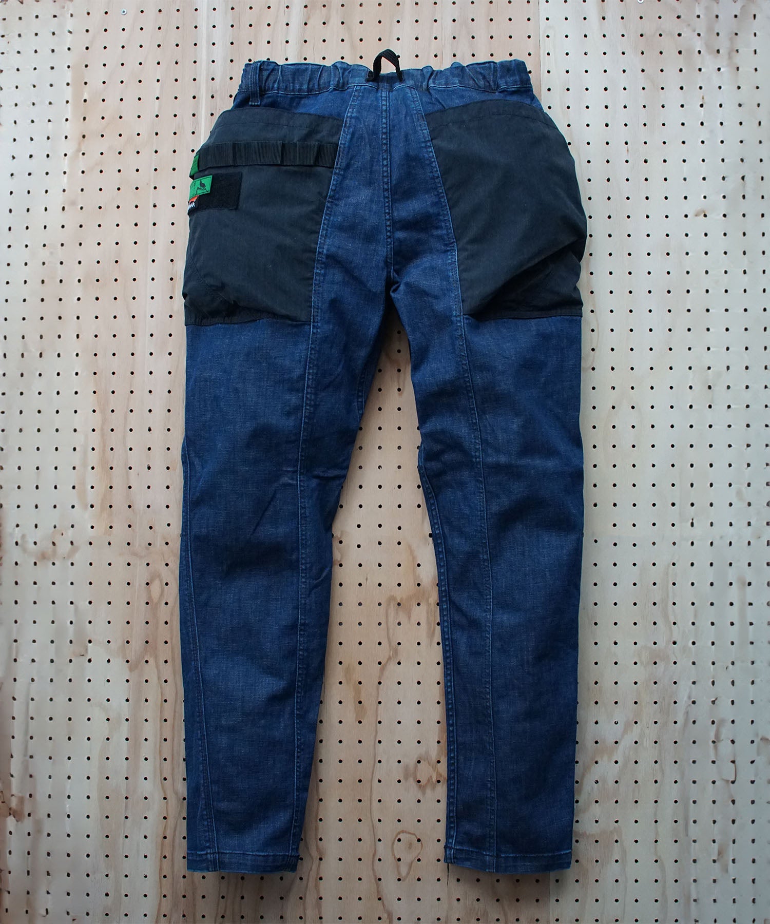 NANGA×H.A.K.U. ナローテーパードパンツ (HK-S119) – NANGA ONLINE SHOP