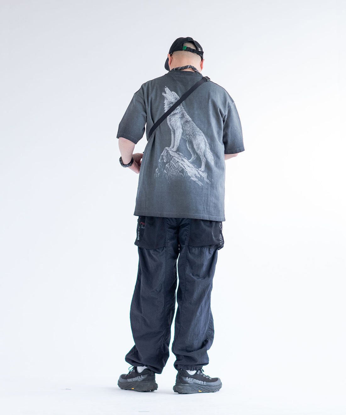 178cm 75kg / Lサイズ着用