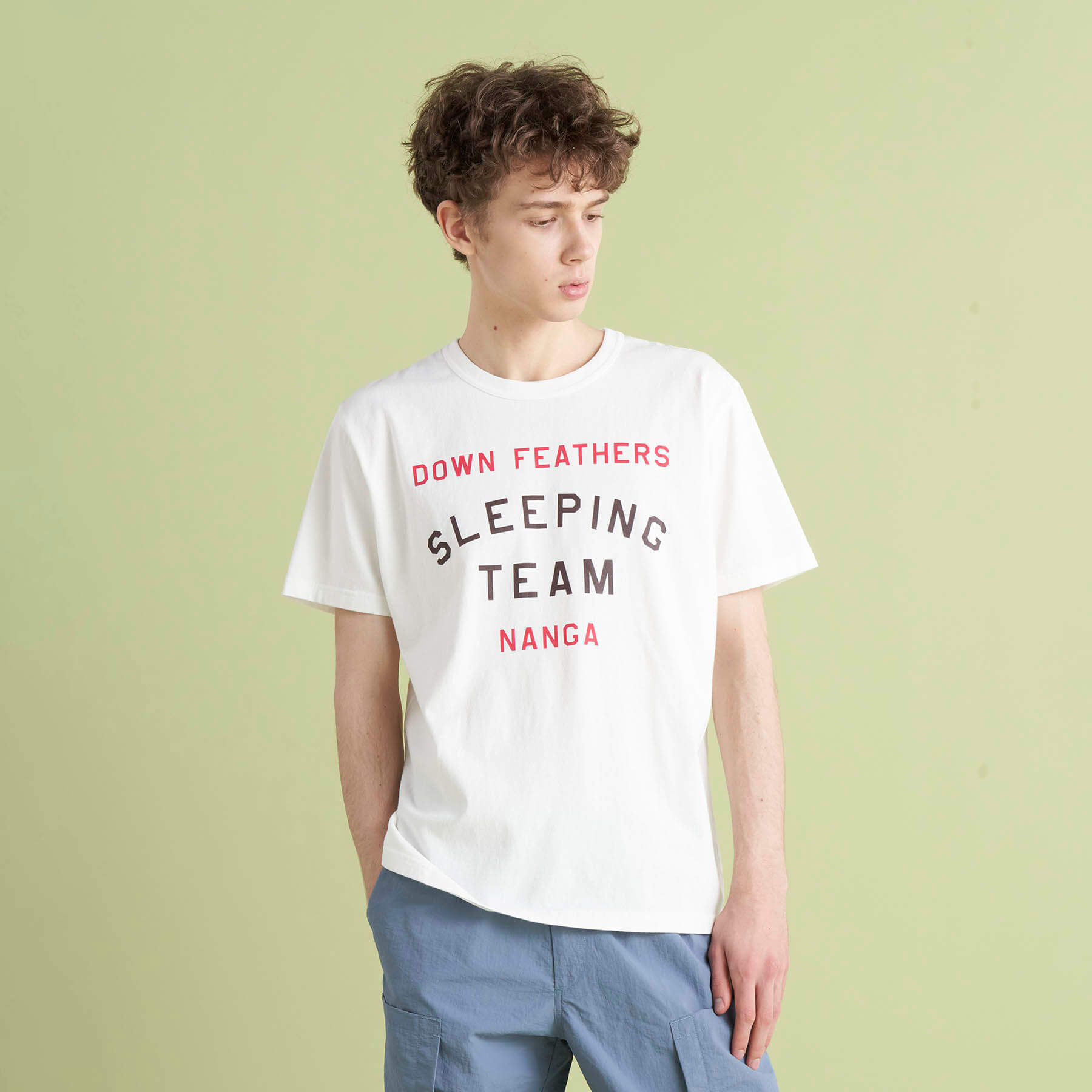 【直営店限定】NANGA×TACOMA FUJI RECORDS DOWN FEATHERS SLEEPING TEAM LOGO TEE