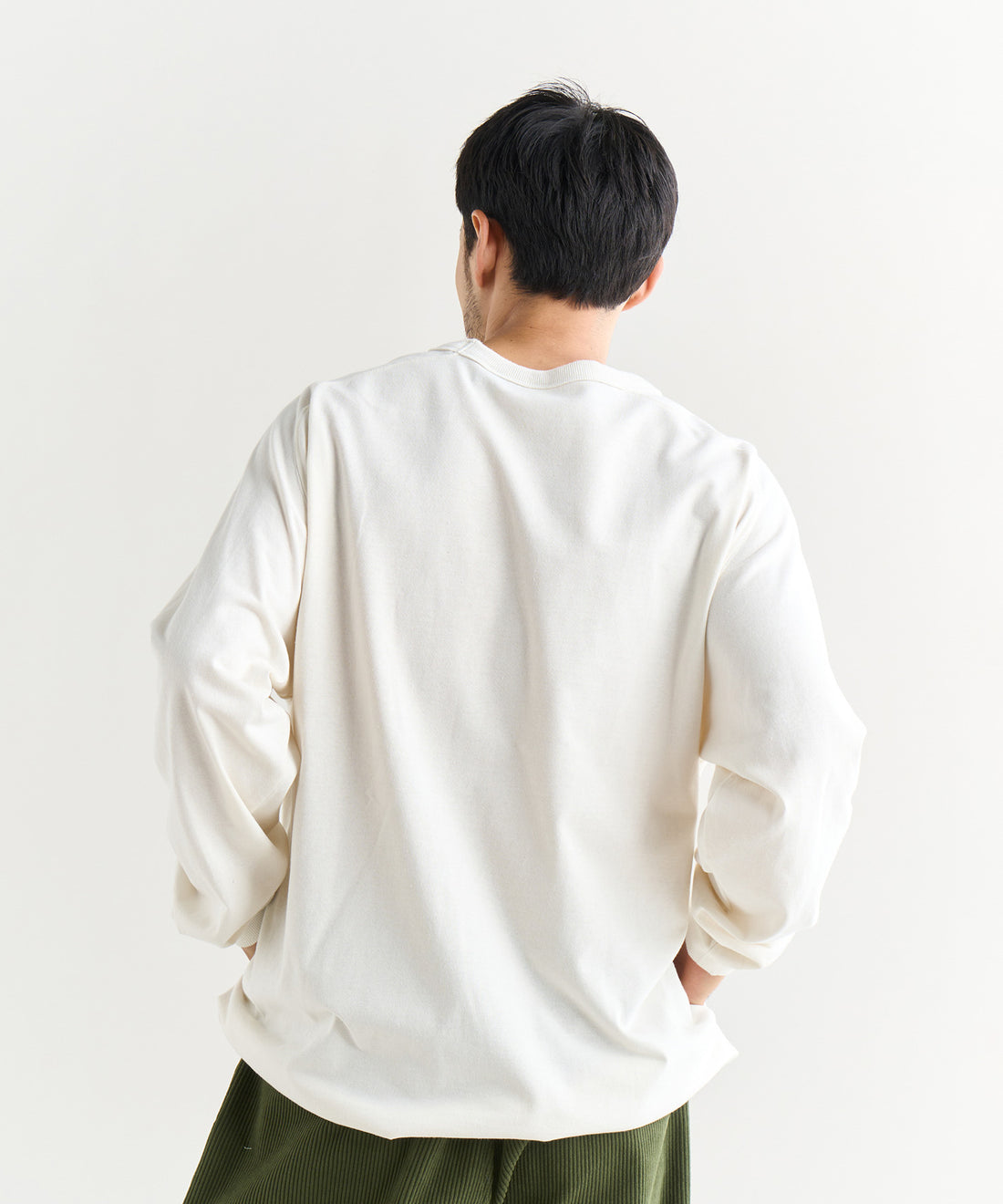 着用モデル：メンズ 180cm ／ 着用サイズ：L