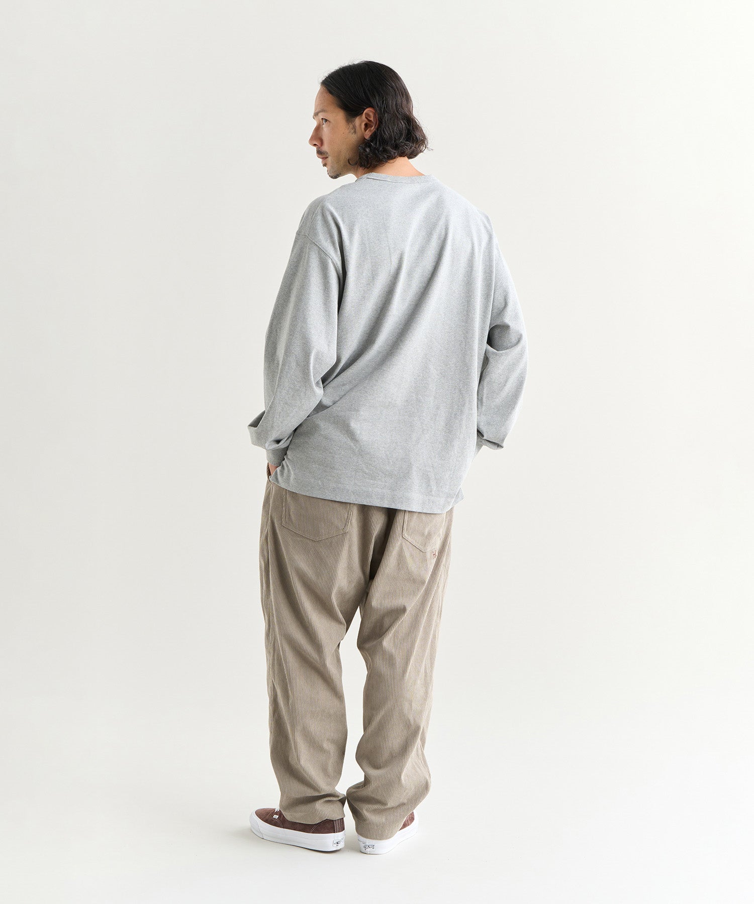【新品】J.LINDEBERG ジップ ブルゾン ブラック ホワイト バイカラー 新品】J.LINDEBERG ジップ ブルゾン ブラック ホワイト バイカラー