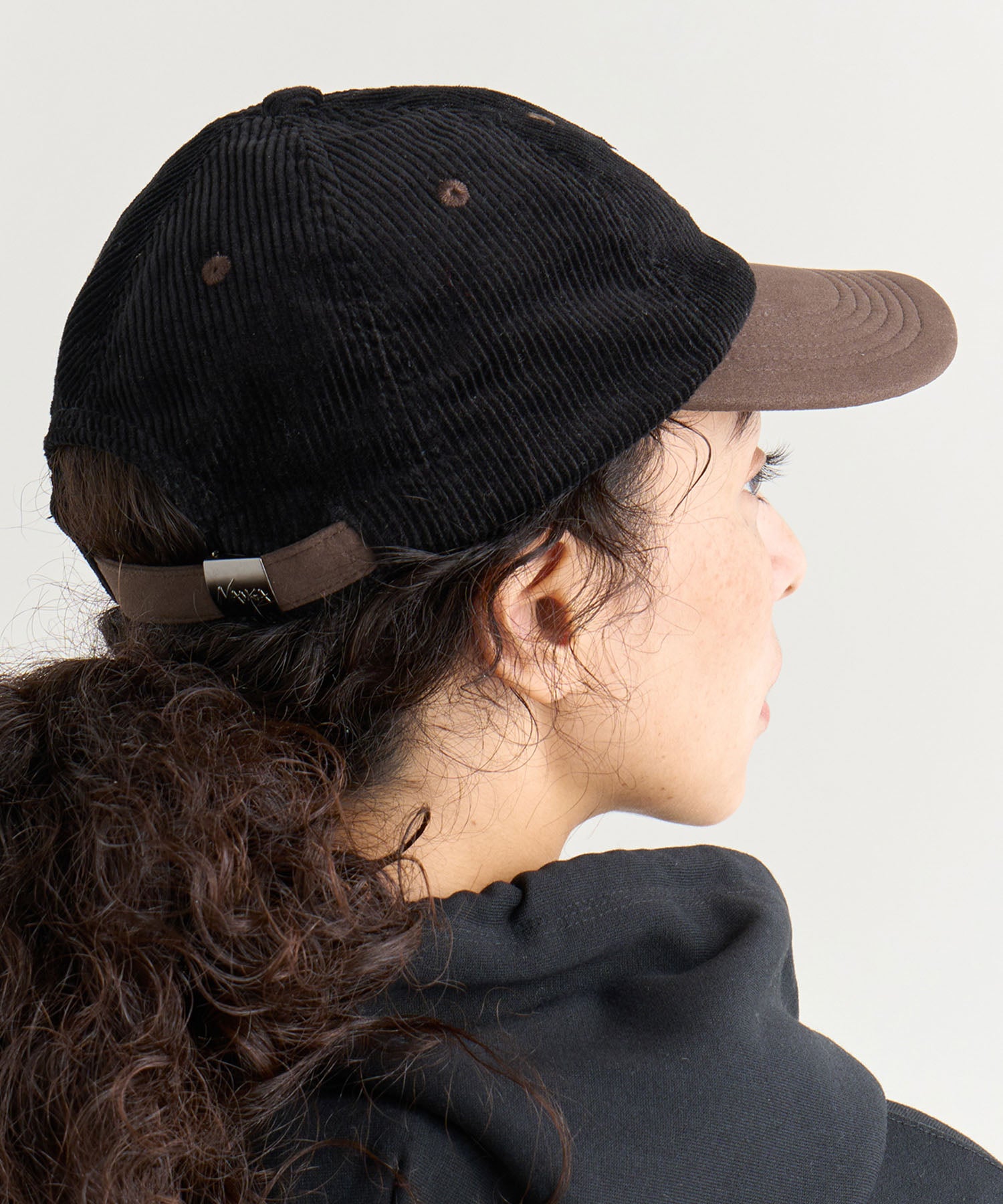 コーデュロイ NNGロゴ キャップ – NANGA ONLINE SHOP