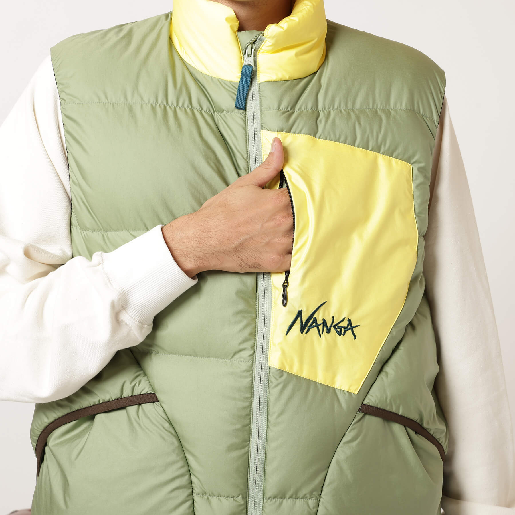 NANGA ナンガ MAZENO RIDGE VEST マゼノリッジベスト