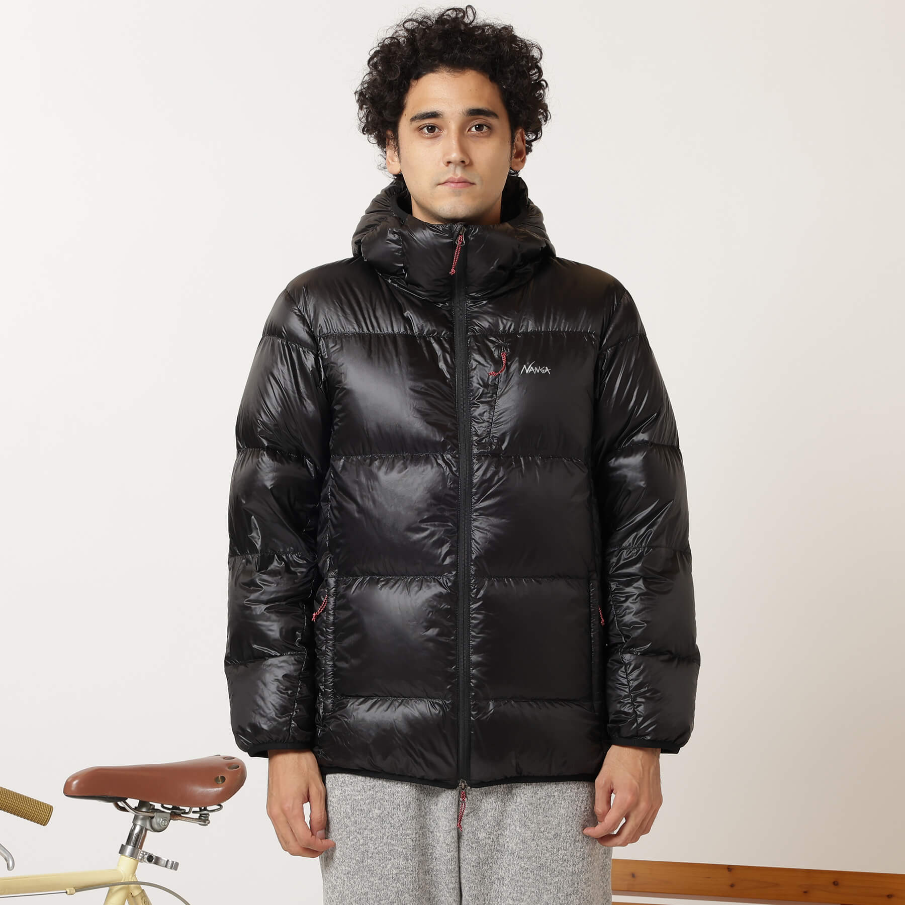 新品 NANGA MOUNTAIN LODGE DOWN JACKETカラーブラック