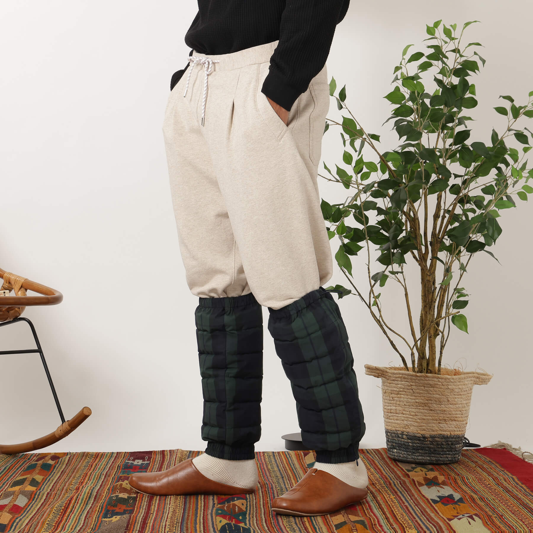 COTTON PEACH DOWN LEG WARMERS / コットンピーチダウンレッグ