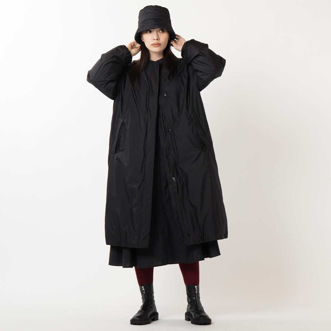 NO COLLAR DOWN COAT / ノーカラーダウンコート
