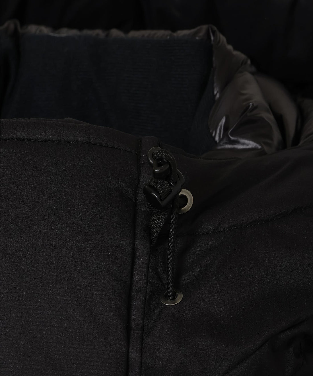 マウンテンビレーコート