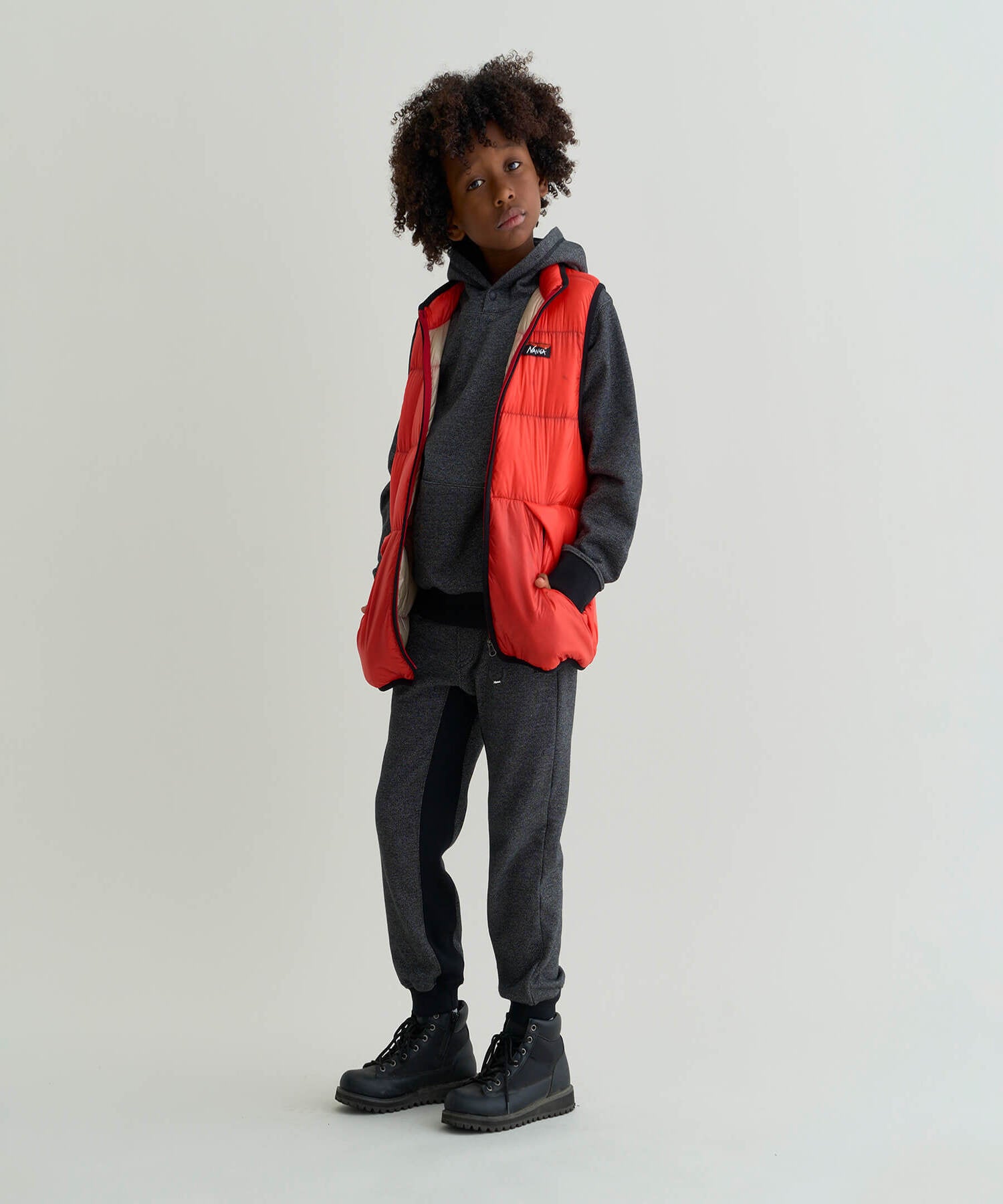 NANGA ナンガ LIGHT WEIGHT PLAYLAND DOWN VEST ライトウェイト