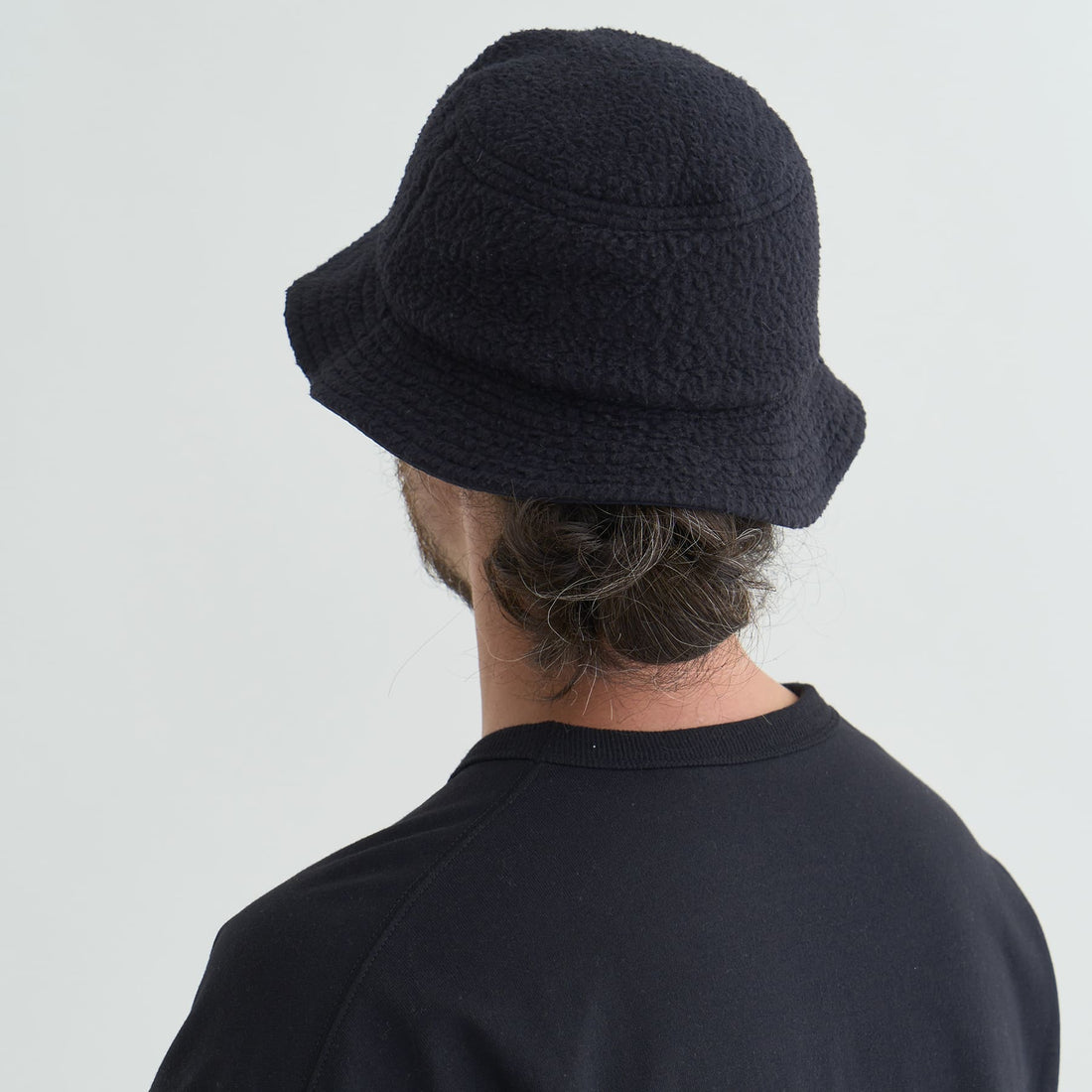 REVERSIBLE FLEECE HAT