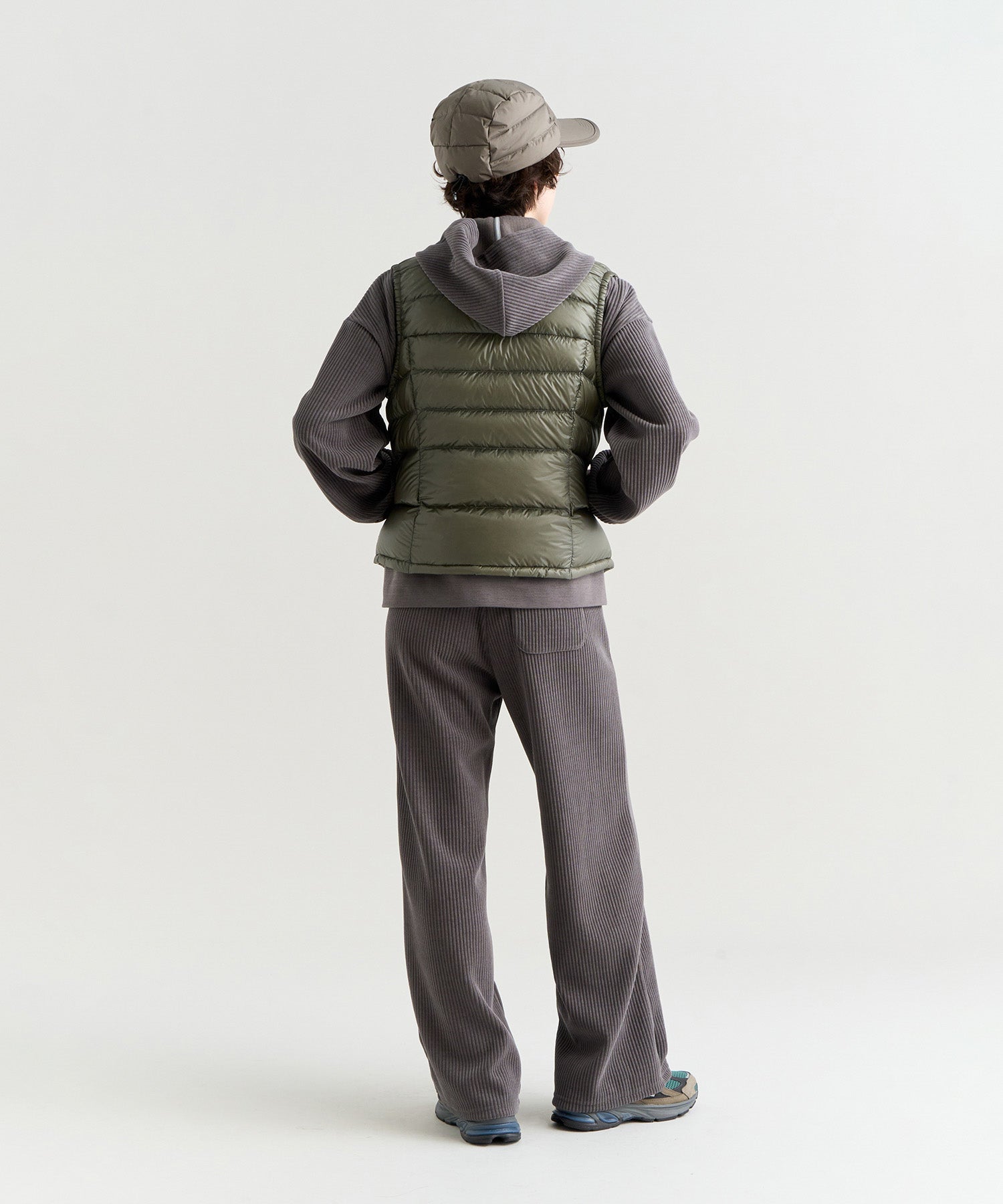 スティンキー ナンガ　ダウンベスト　レディースS NANGA（ナンガ） 別注 HINOC ヒノック スタンドダウンベスト｜ROCOCO