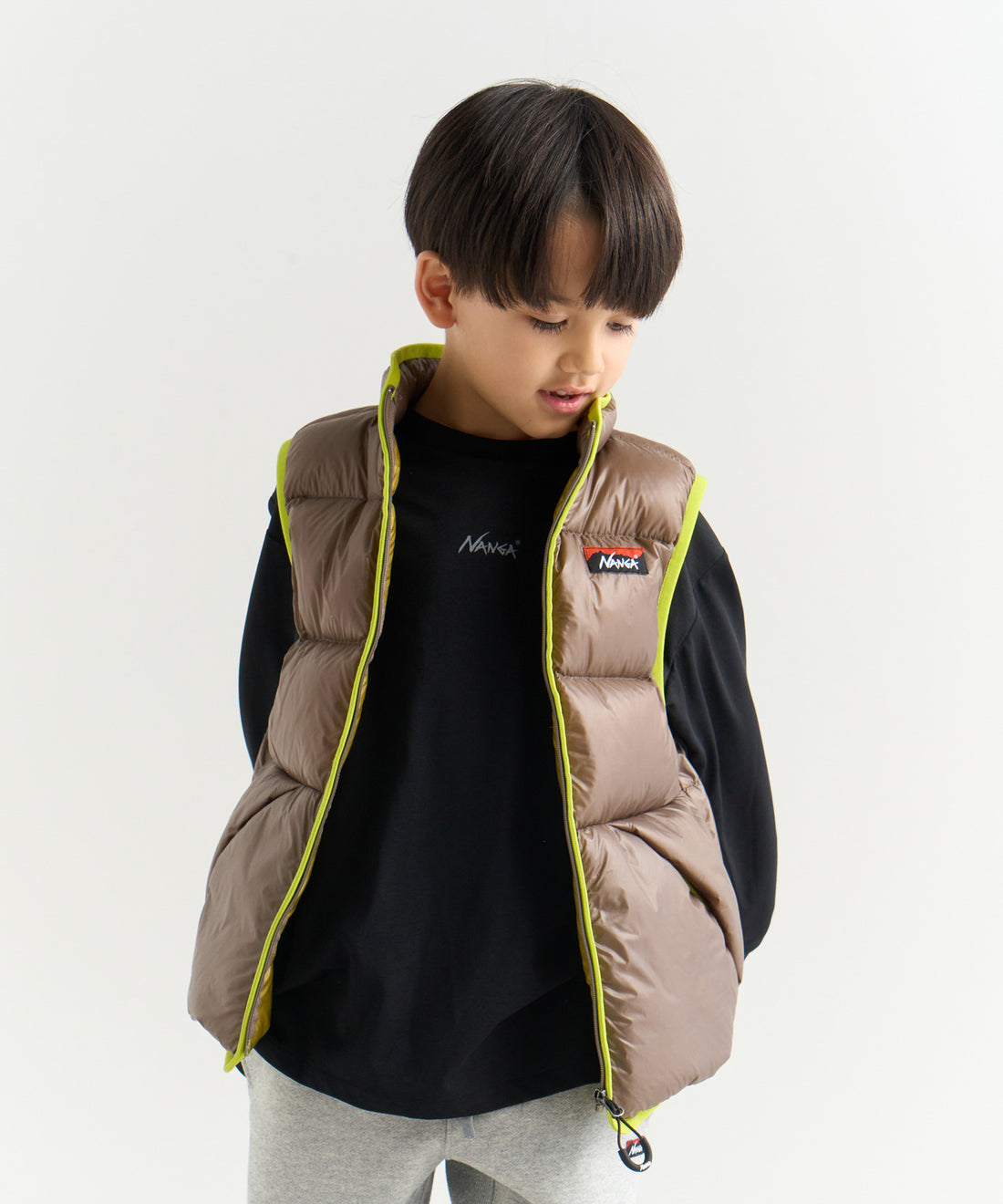 ライトウェイト プレイランド キッズダウンベスト