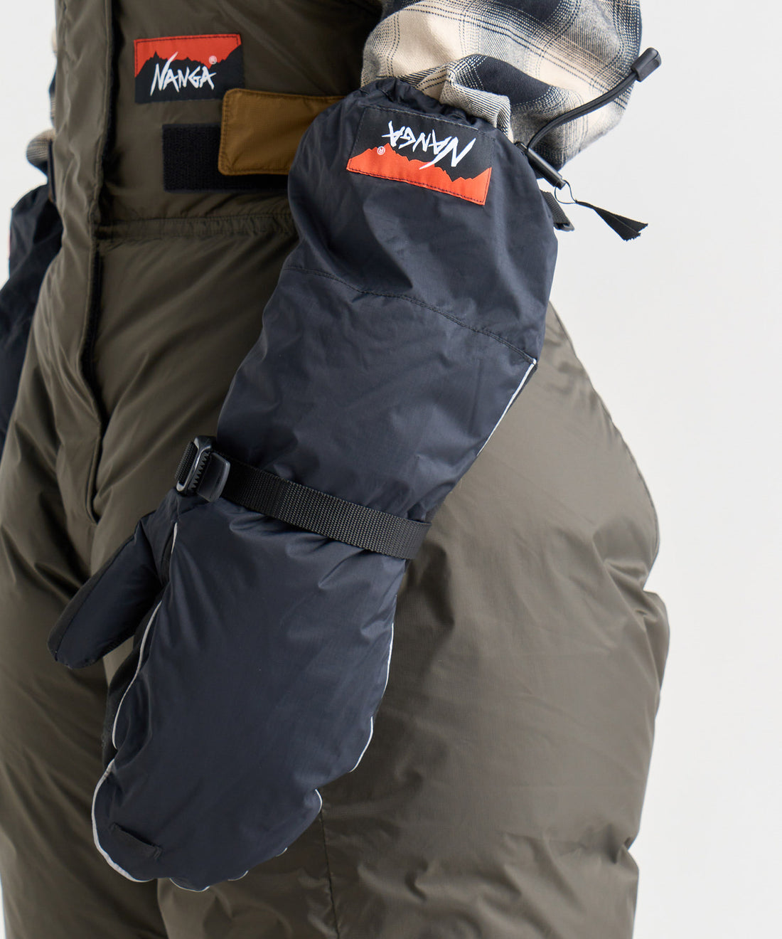 マウンテンピークダウングローブ