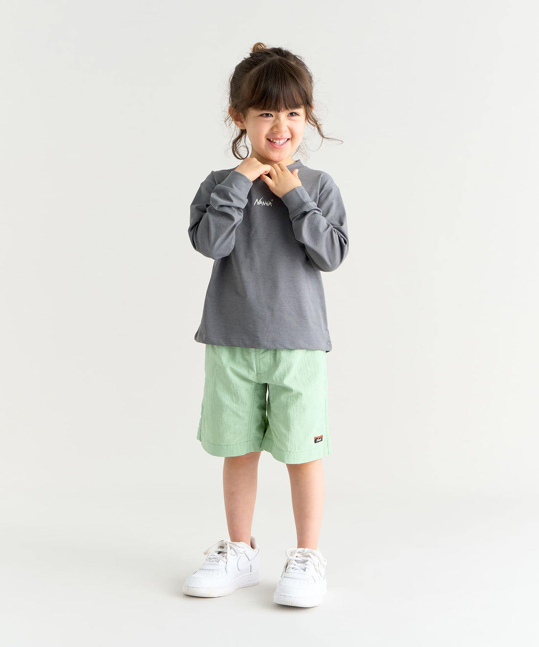 着用モデル(キッズ)身長106センチ 着用サイズ:100サイズ