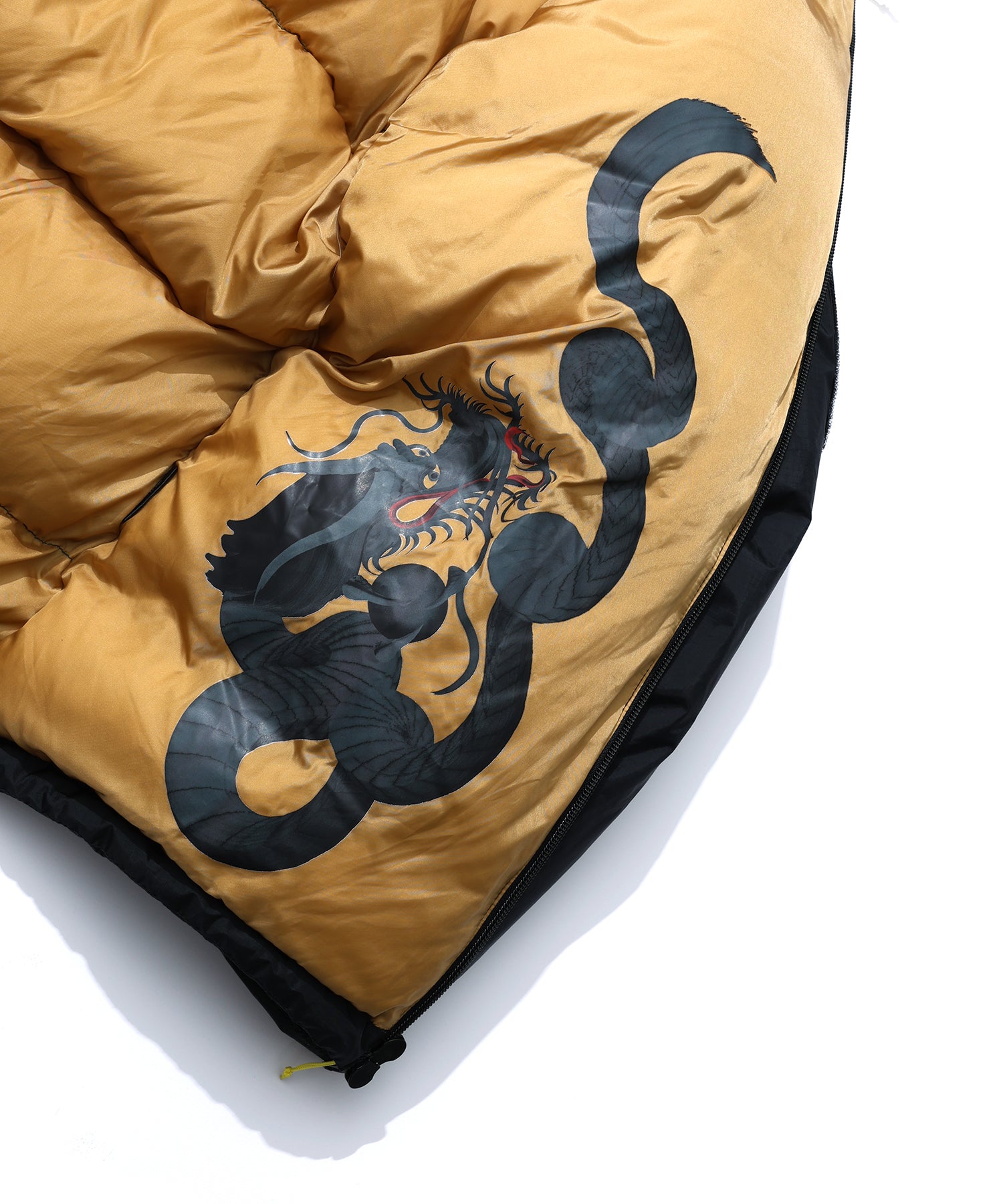 ナンガ×天下一品 オーロラテックス ダウンジャケット – NANGA