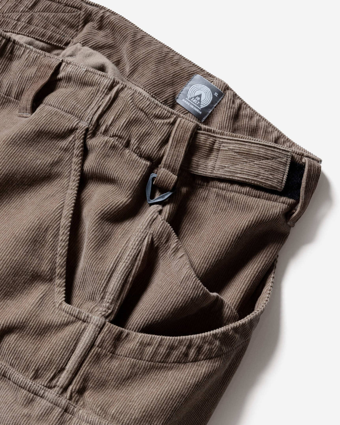 18east TAC CARGO PANT