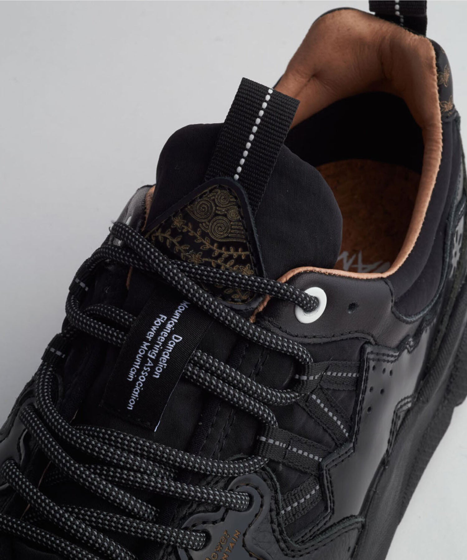 【お値下げ中】新品　flower mountain YAMANO3 24.5 Amazon | [flower mountain] フラワーマウンテン スニーカー