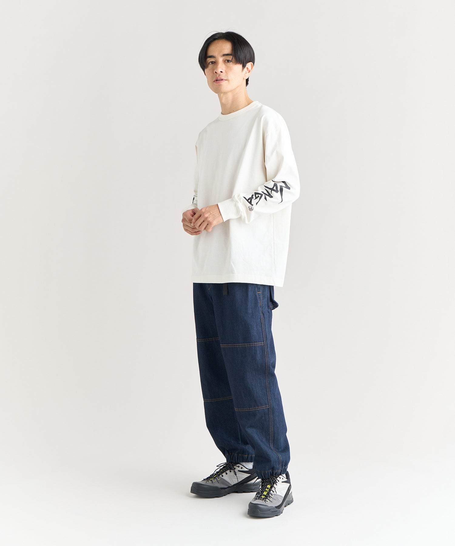 エコハイブリッド スリーブ ロゴ ロングスリーブTシャツ – NANGA