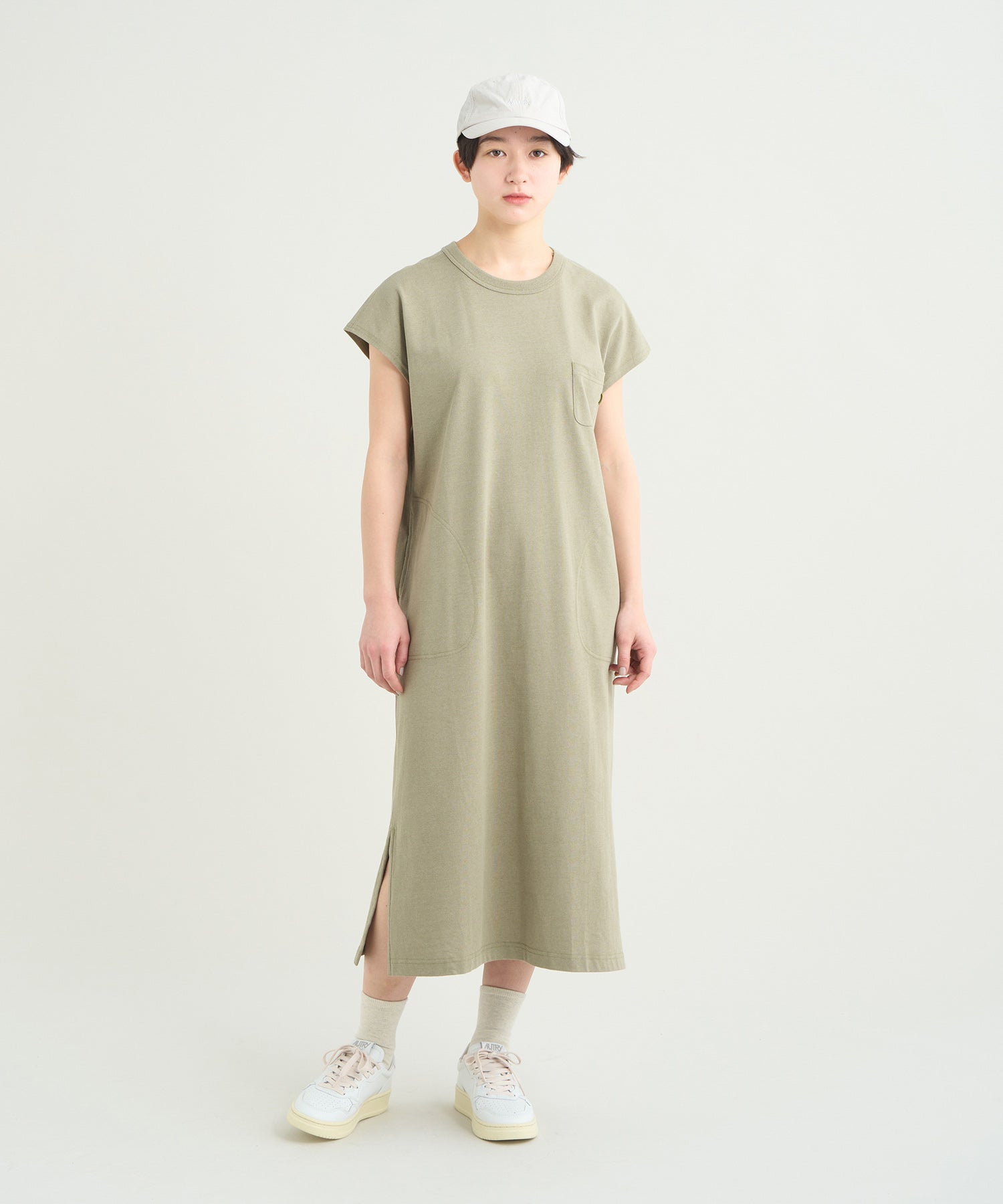 【23SS】HYKE エコスエードワンピース　ノースリーブ　アイボリー エコハイブリッドノースリーブワンピース – NANGA ONLINE SHOP