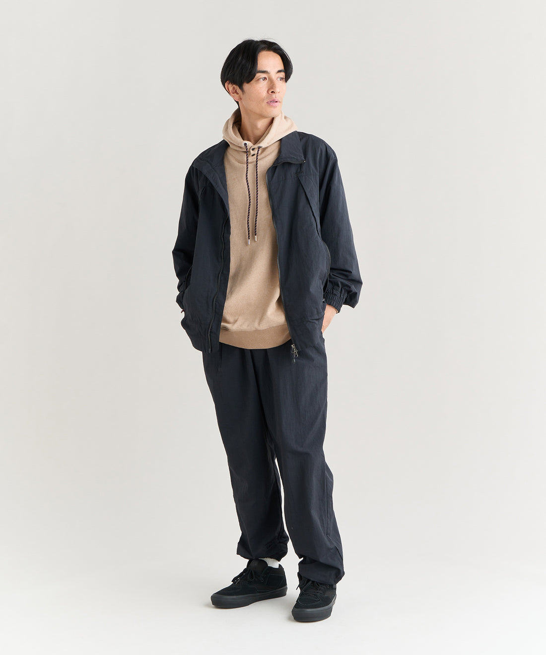 ナイロンタッサー トラックパンツ