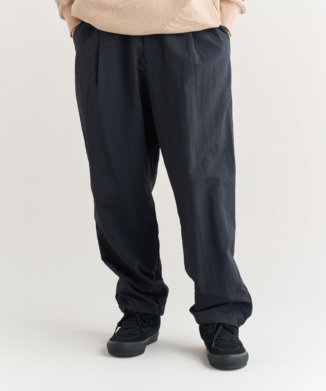 ナイロンタッサー トラックパンツ