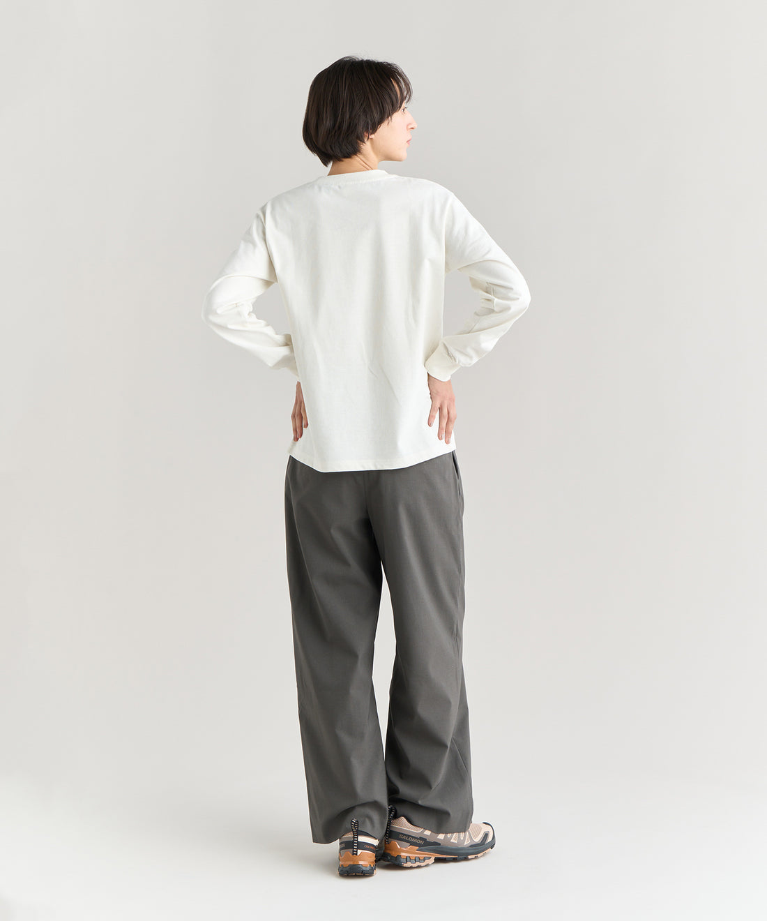 エコハイブリッド ボックスロゴ エンブロイダリー ロングスリーブTシャツ（ウィメンズ）