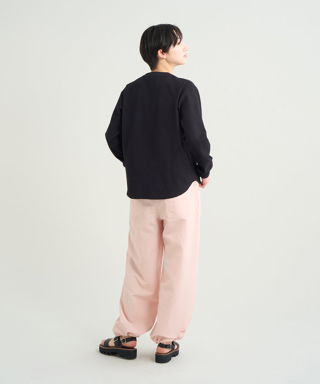 着用モデル：ウィメンズ 168cm ／ 着用サイズ：WM