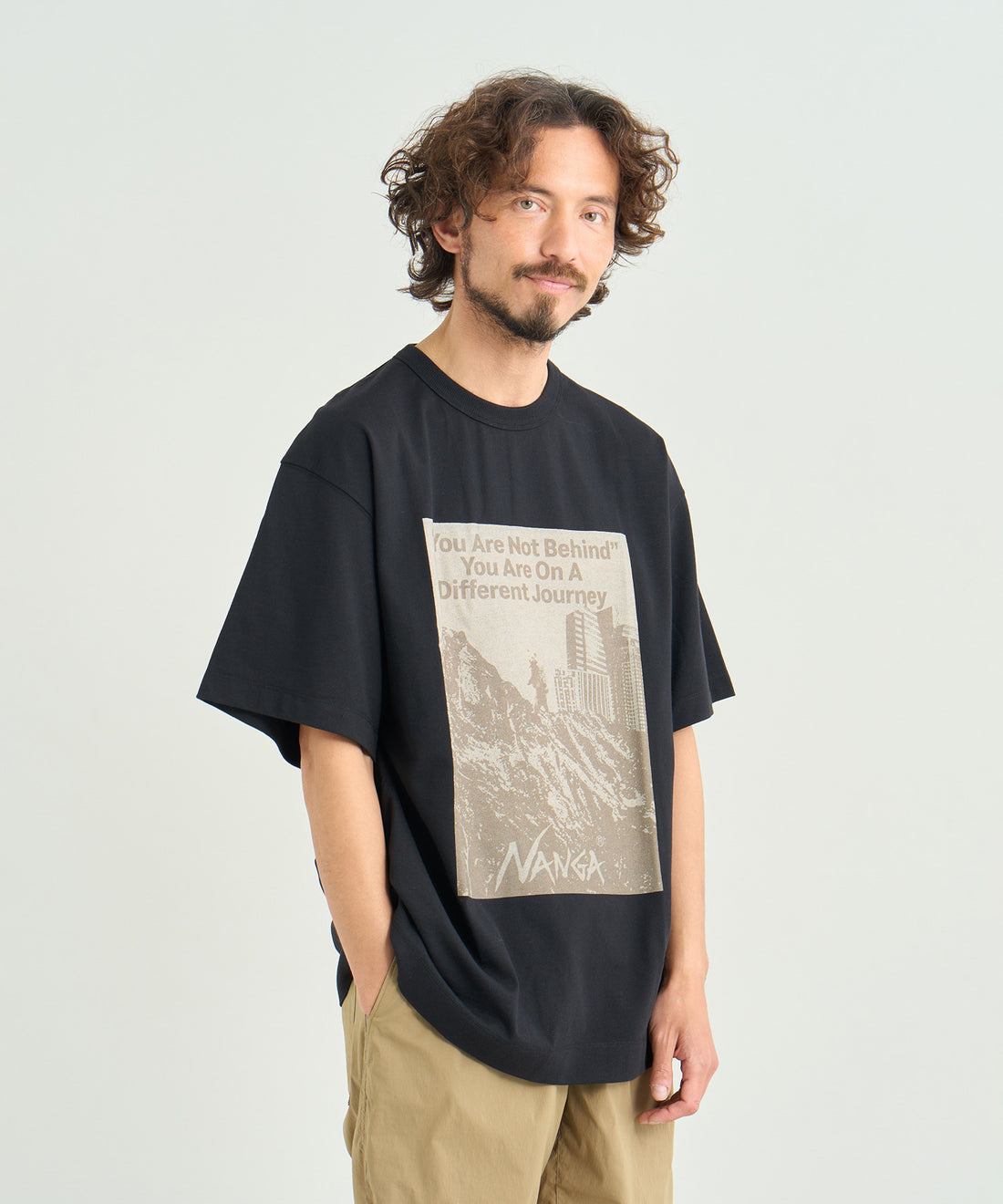 着用モデル：メンズ 180cm ／ 着用サイズ：L