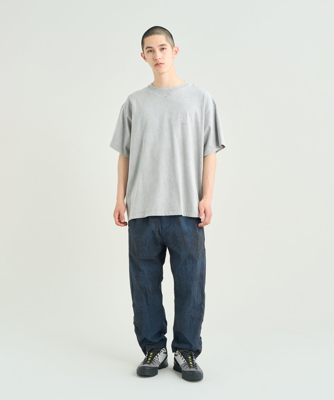 着用モデル：メンズ 180cm ／ 着用サイズ：L