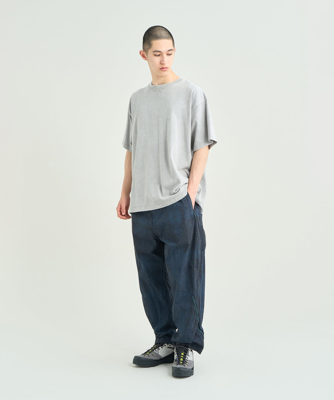 着用モデル：メンズ 180cm ／ 着用サイズ：L