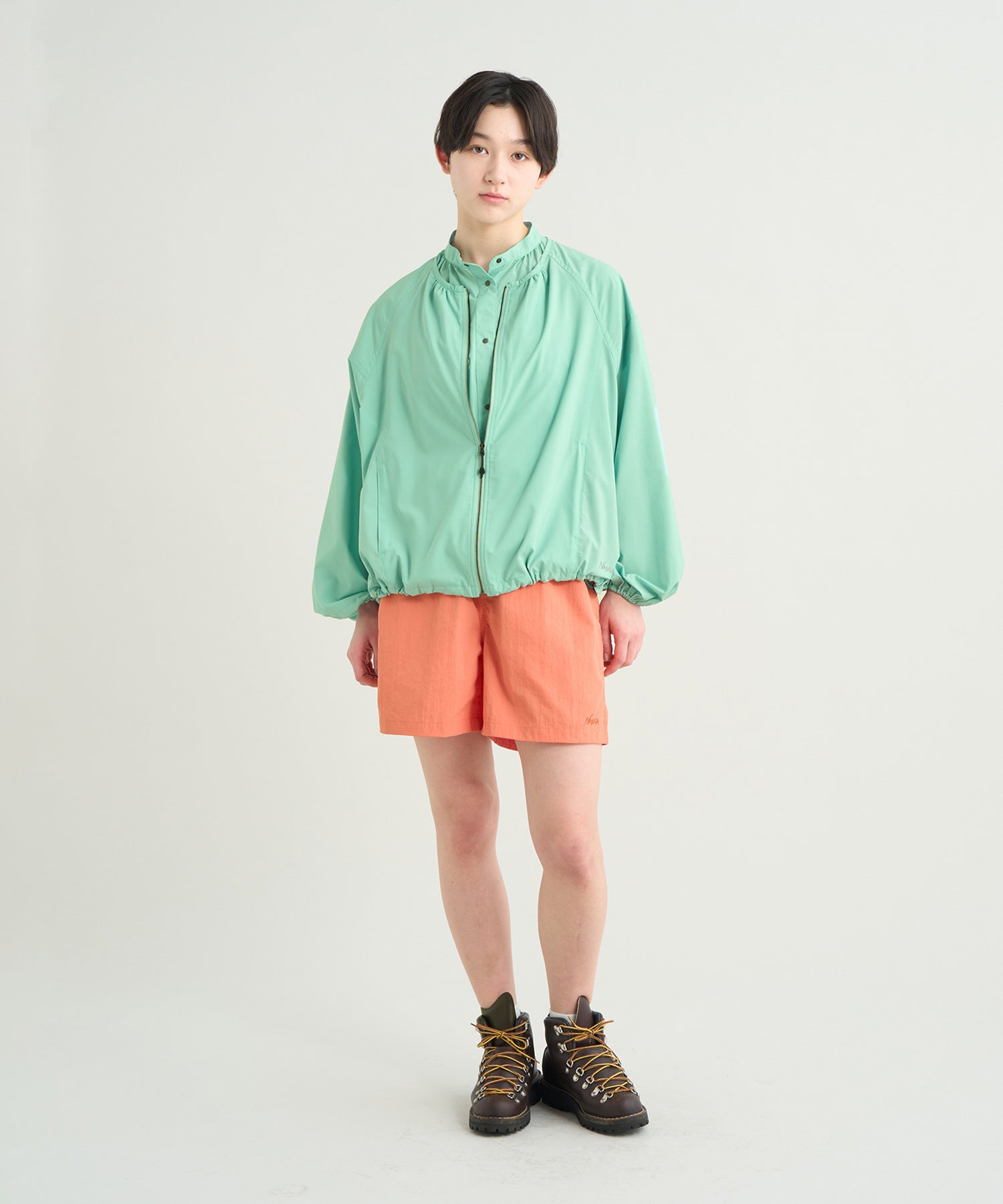 新品タグ付✨ウティ Veste Cize リネンジャケット ノーカラーシャツ 緑 エクスカーション ノーカラージャケット （ウィメンズ） – NANGA