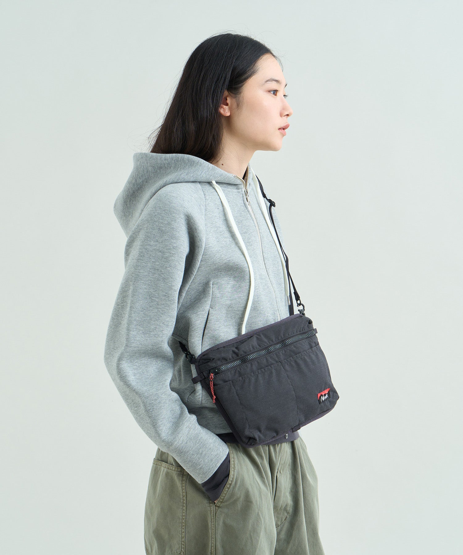 NANGA ヒノックサコッシュ チャコール ヒノック サコッシュ – NANGA ONLINE SHOP