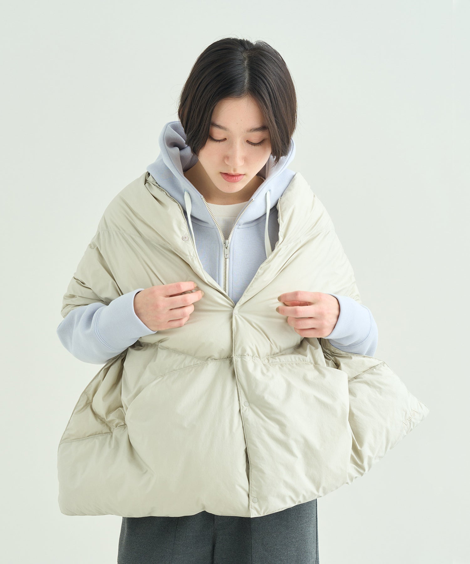 ダウンポンチョマフラー(ウィメンズ) – NANGA ONLINE SHOP