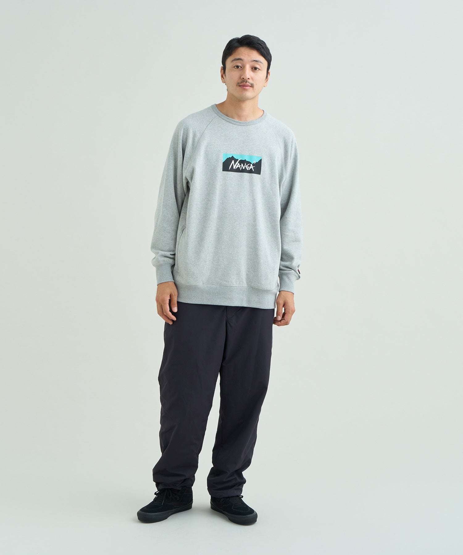 エコハイブリッド ボックスロゴ スウェットシャツ – NANGA ONLINE SHOP