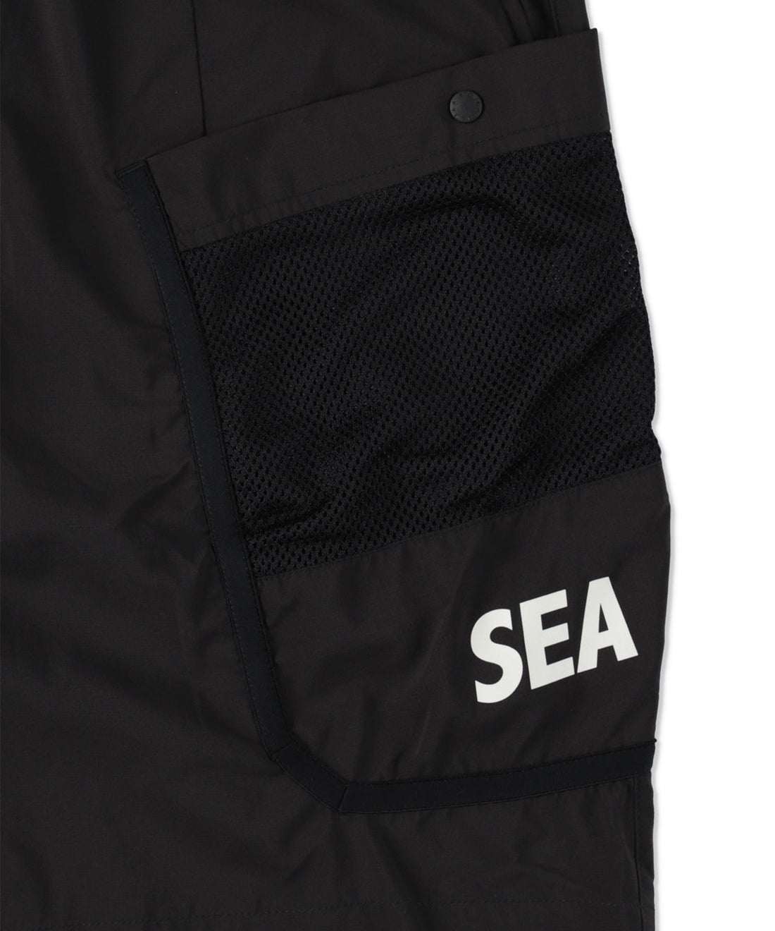 NANGA×WDS PHANTOM GRID CARGO SHORTS