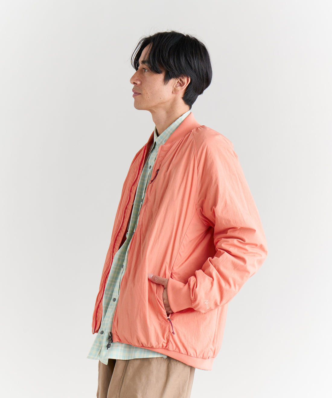 着用モデル：メンズ 180cm ／ 着用サイズ：L