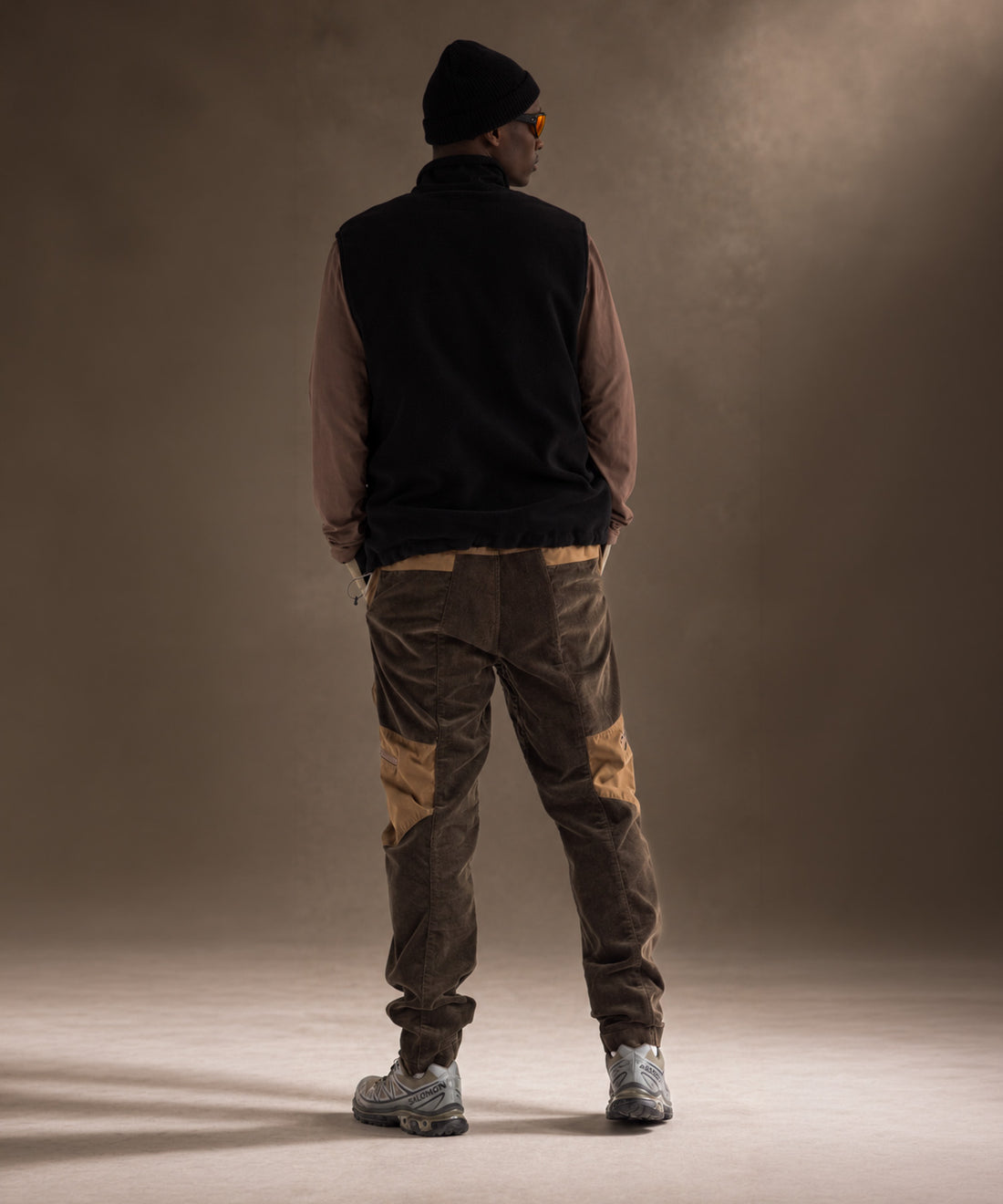 3D TAPERED KNEE ZIP (HK-S138)